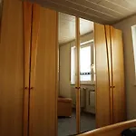 Beate 1 *